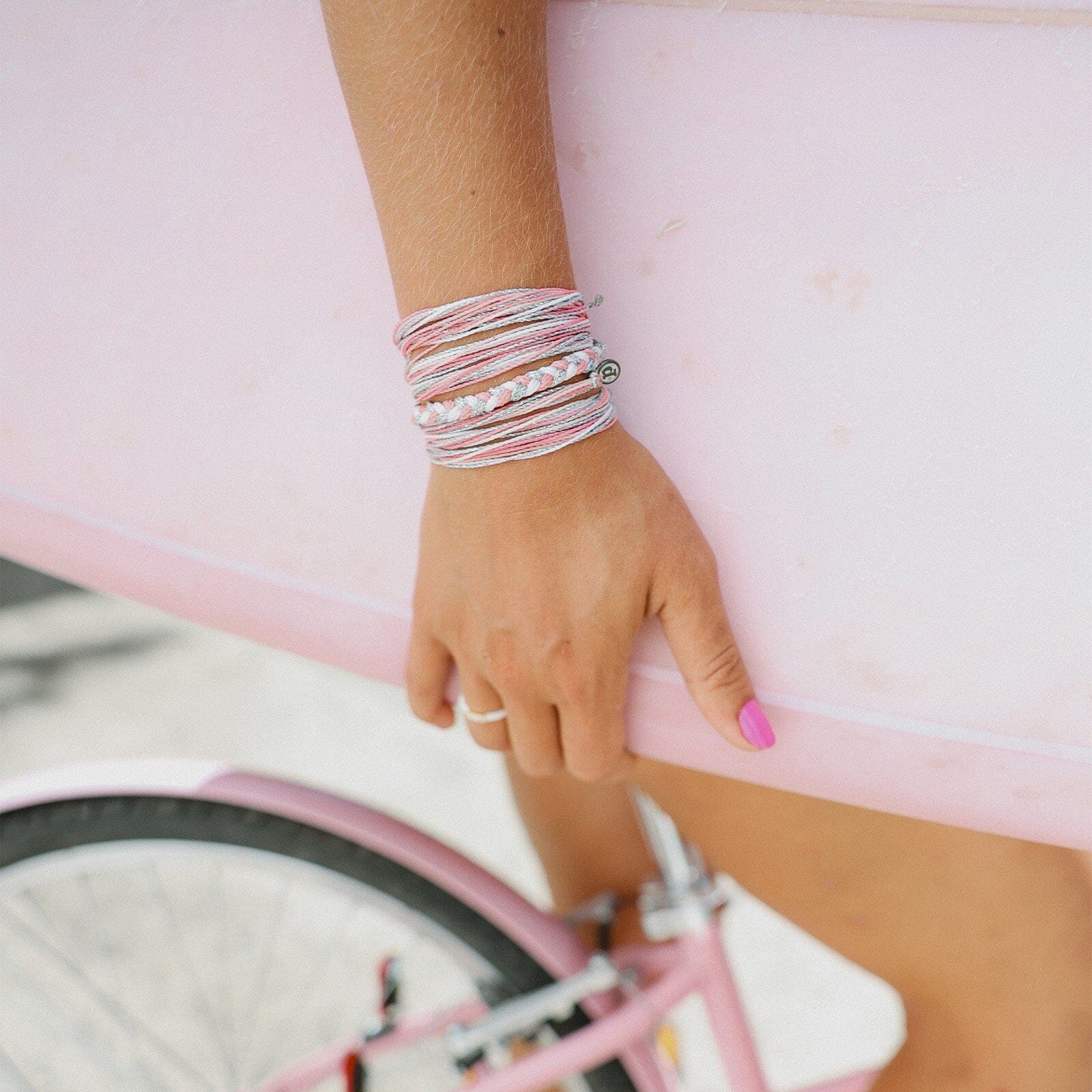 Besos Braided Bracelet - Image 4
