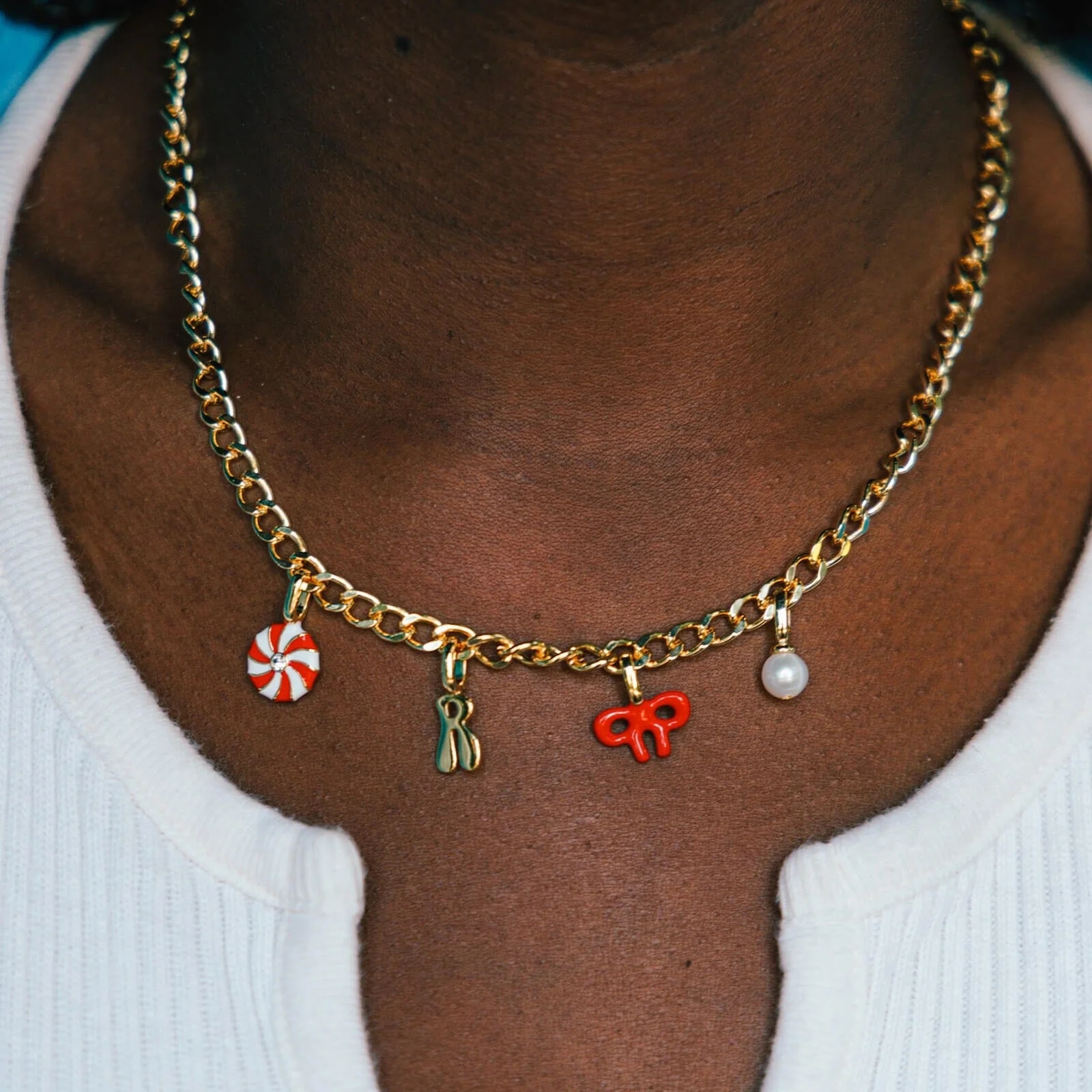 Harper Red Bow Charm - Image 3