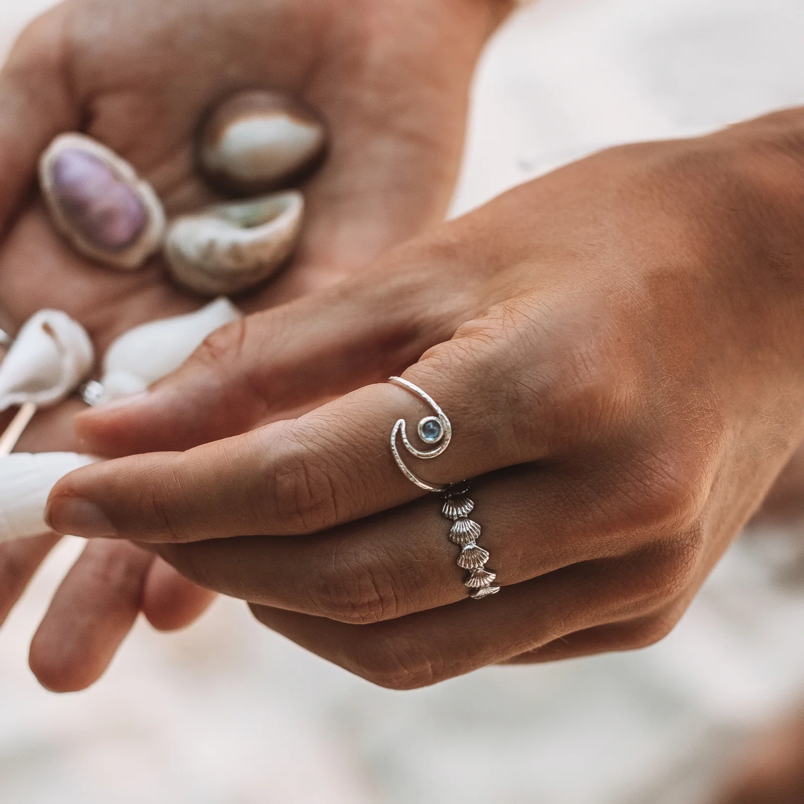 Shimmering Wave Ring - Image 6
